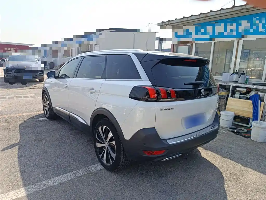 Peugeot 5008 2017 380THP 7-Seater Luxury GT Edition фото 23