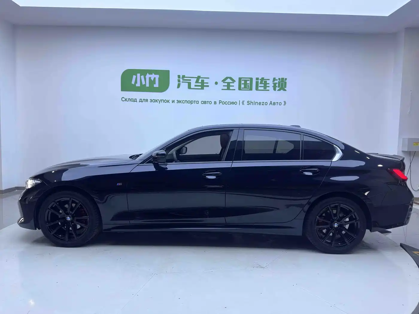 BMW 3 Series 2023 320Li M Sport Package фото 7