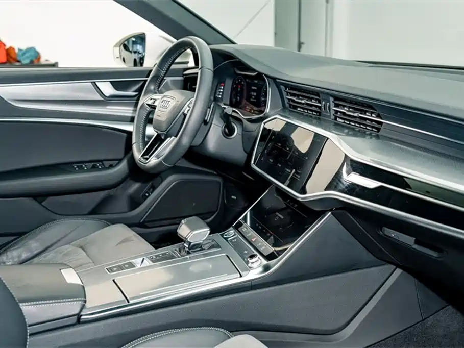 Audi A6L 2019 40 TFSI Luxury Dynamic фото 16