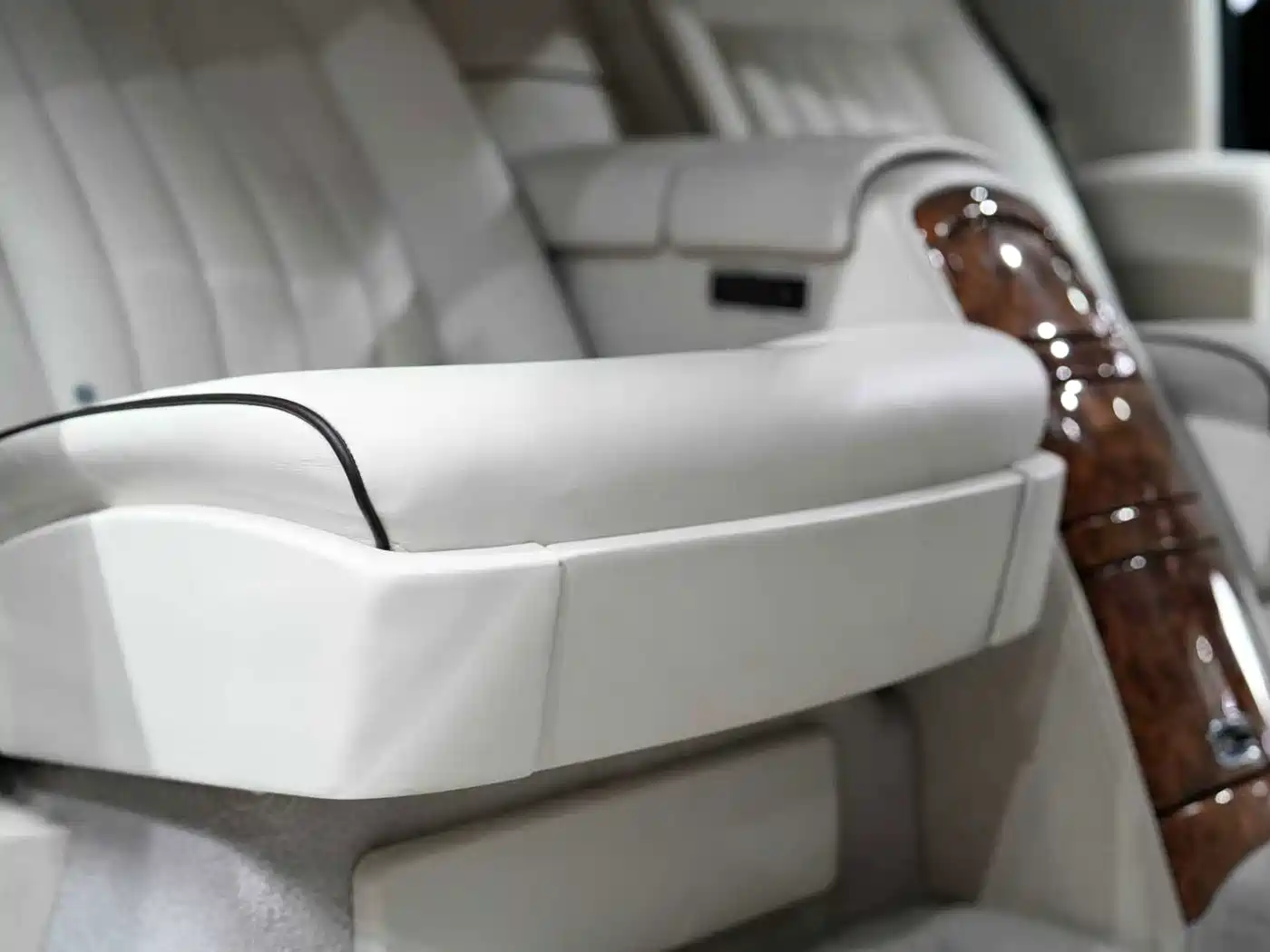 Rolls-Royce Phantom 2011 2006 6.7L Extended Wheelbase EWB