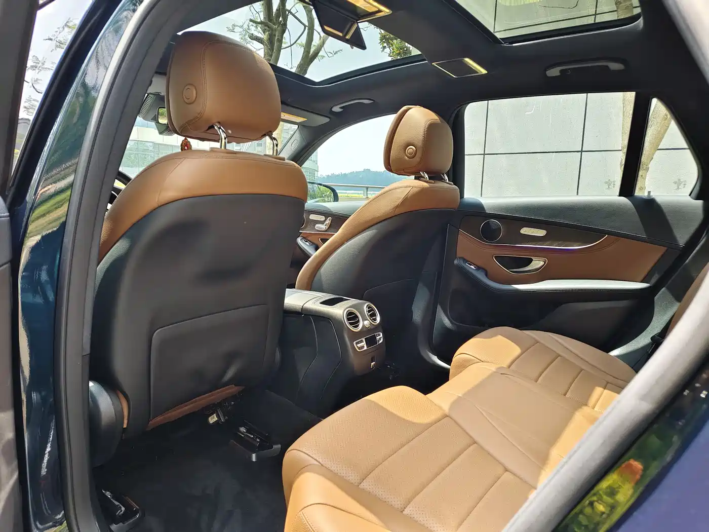 Mercedes-Benz GLC 2020 Facelift GLC 300 L 4MATIC Dynamic фото 7