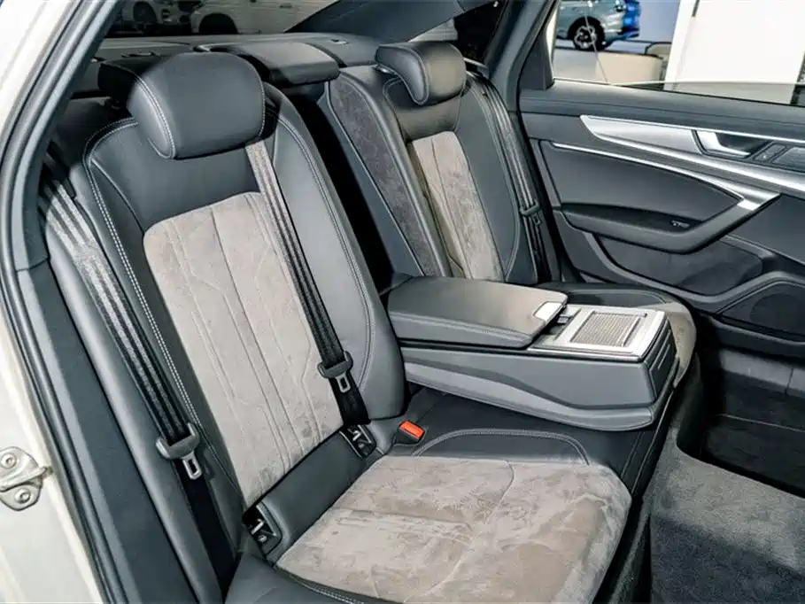 Audi A6L 2019 40 TFSI Luxury Dynamic фото 20