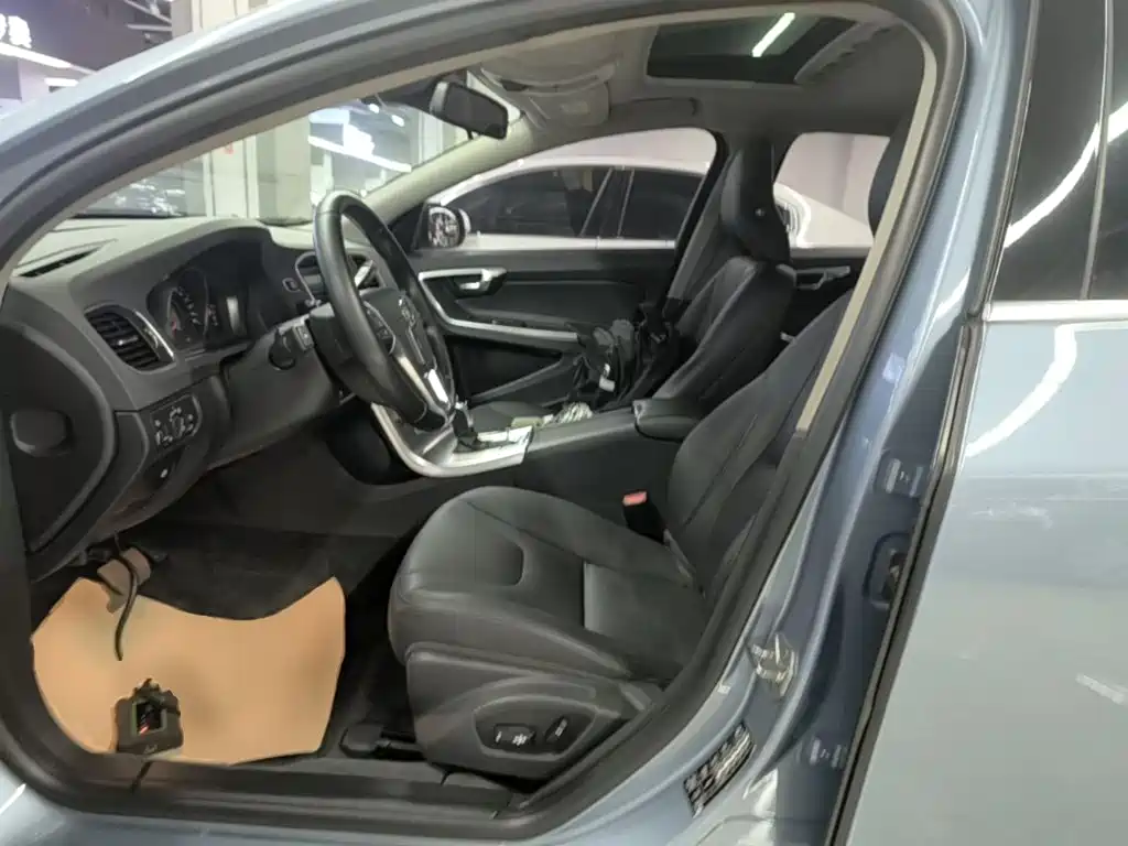 Volvo S60 2017 2017 S60L T3 Momentum