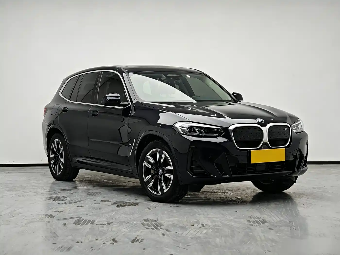BMW iX3 2023 Leading Type фото 6