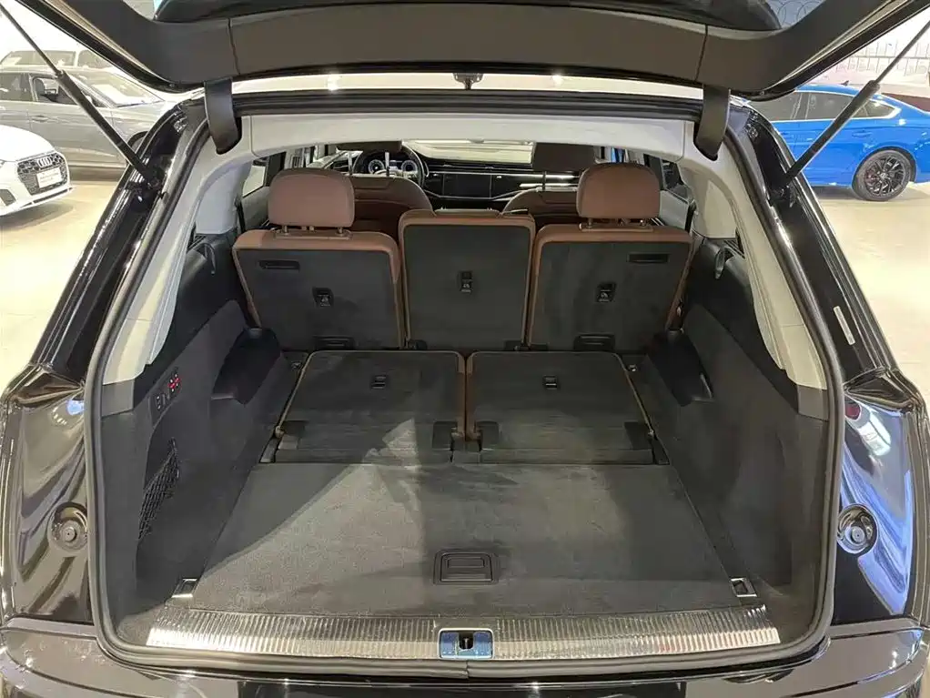 Audi Q7 2020 55 TFSI quattro S line Sport фото 6