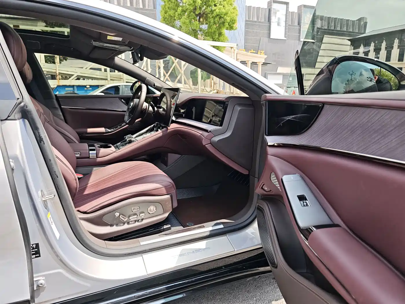 Denza Z9GT 2024 Model 1100 AWD Max Edition фото 15