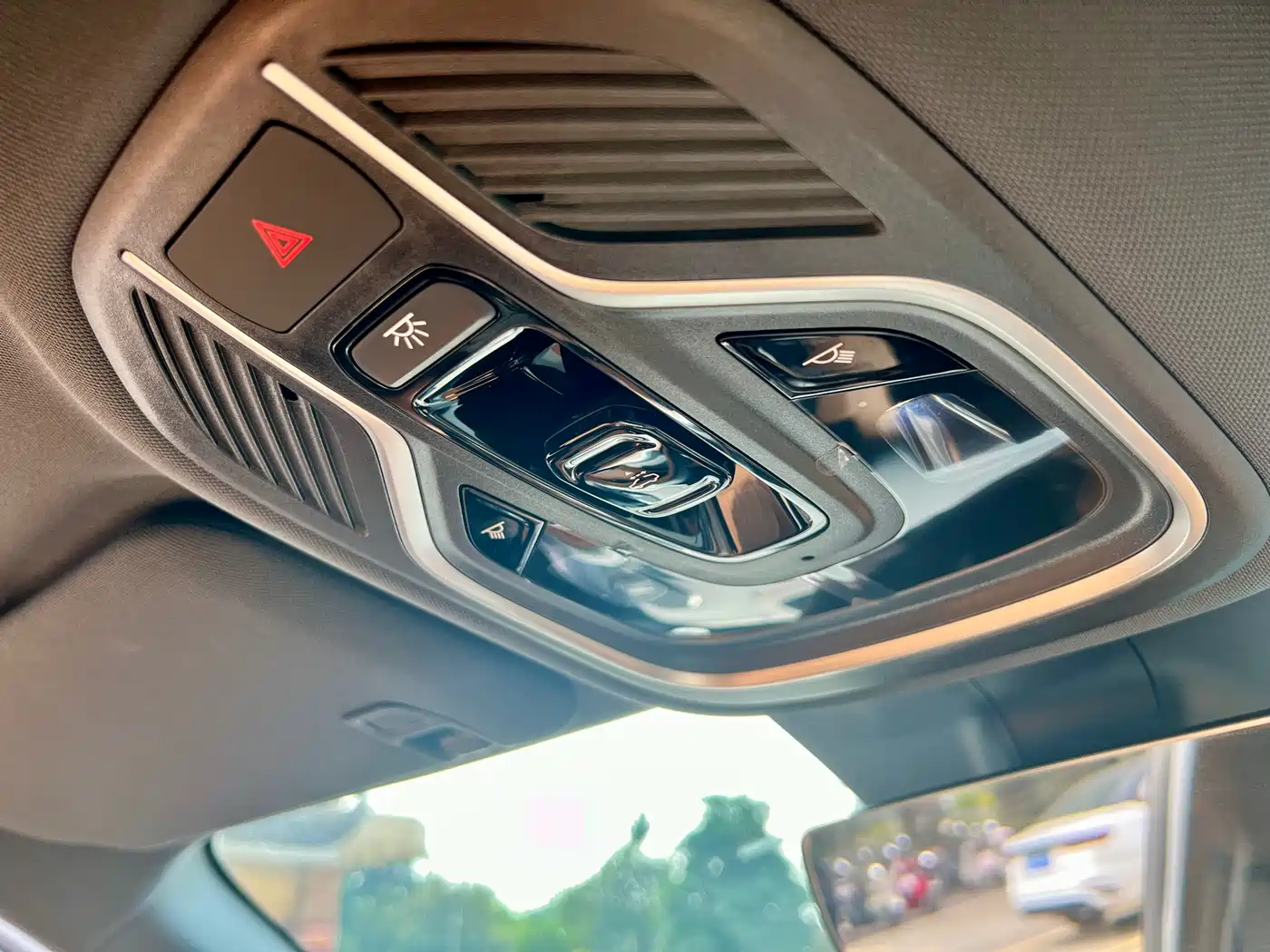 Geely Galaxy Galaxy Starship 7 EM-i 2025 120km Navigation Edition фото 20