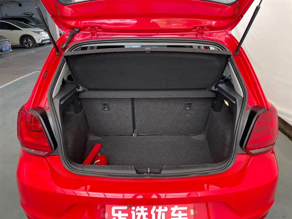Фото 16 - Volkswagen Polo