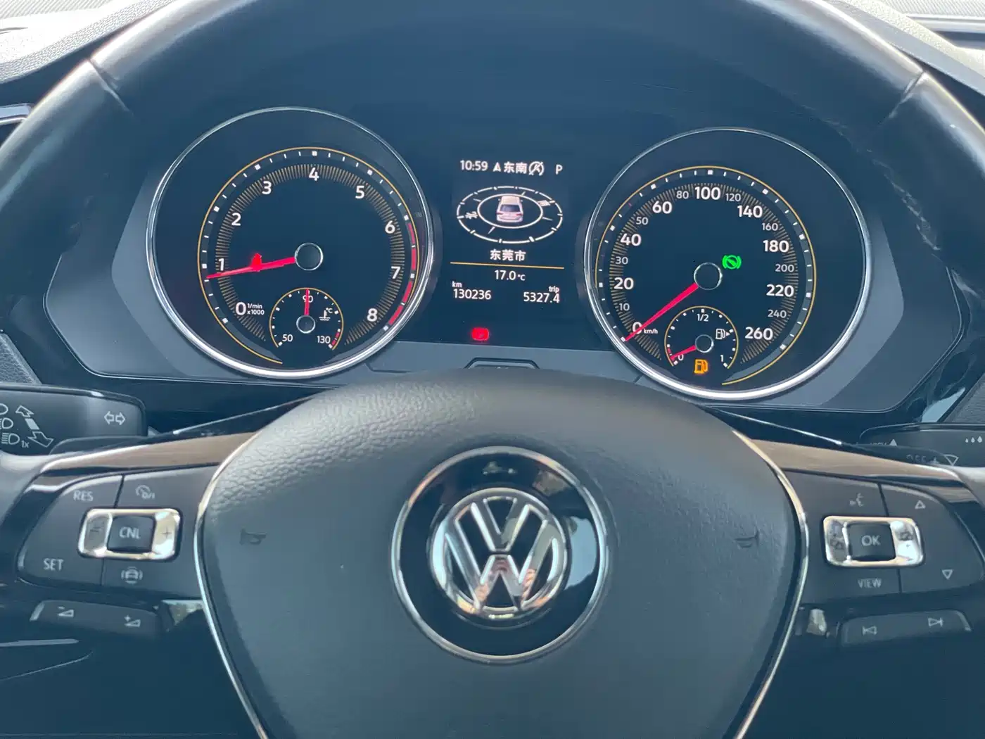 Volkswagen Tiguan L 2019 Facelift 330TSI Auto 2WD Smart Luxury China VI фото 14