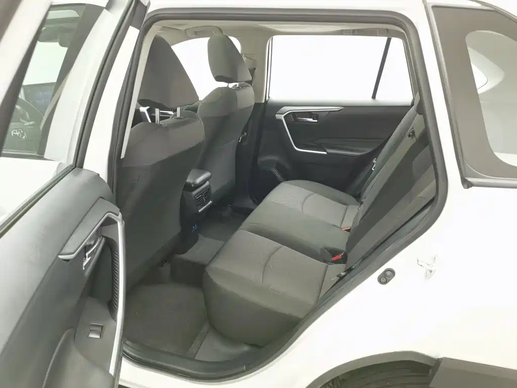 Toyota RAV4, миниатюра 15