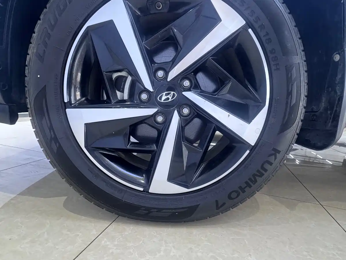 Hyundai Beijing Hyundai ix35 2021 240TGDi DCT 2WD GLS Leading Edition фото 24