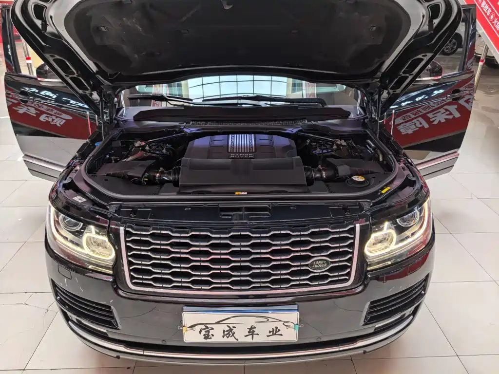Фото 23 - Land Rover Range Rover