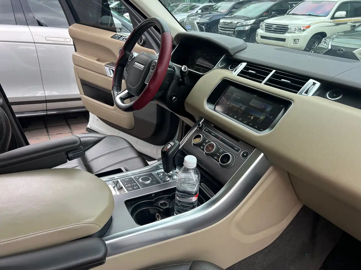 Land Rover Range Rover Sport 2017 3.0 SC V6 SE фото 15