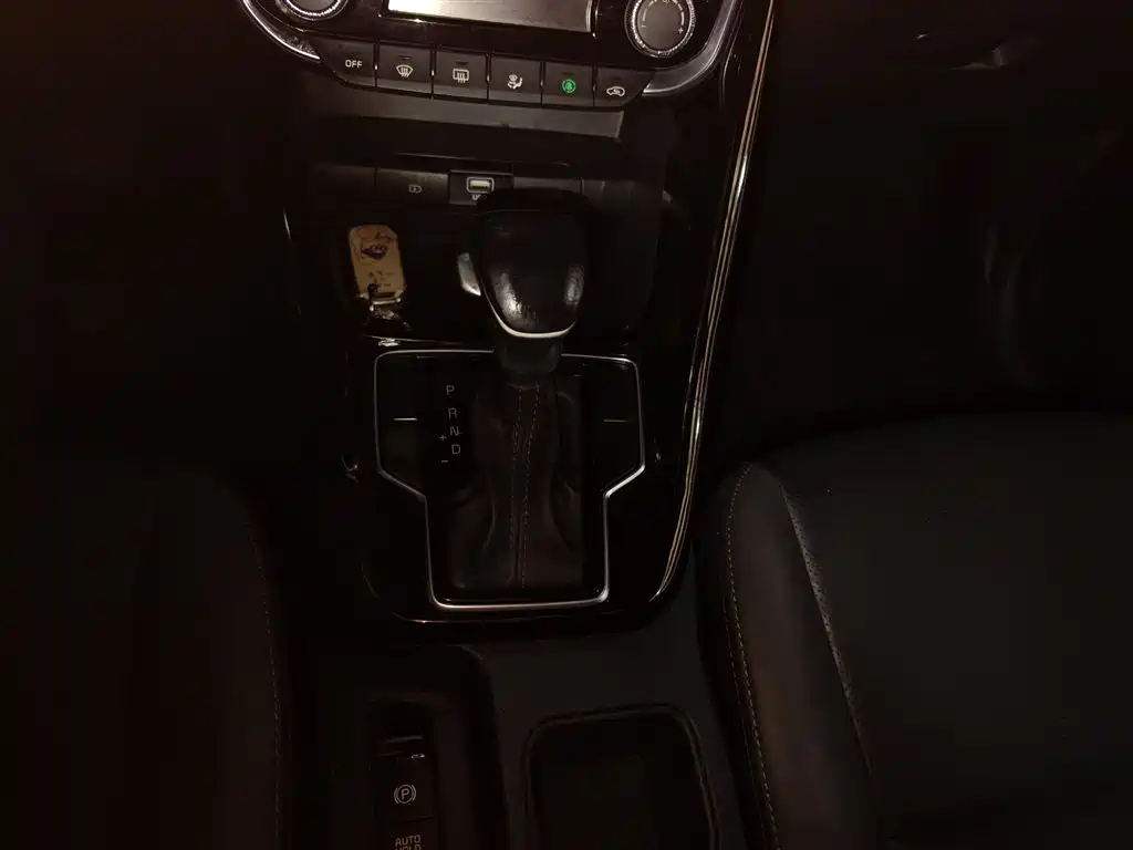 Kia Sportage 2019 2.0L Automatic Smart Luxury Edition фото 9