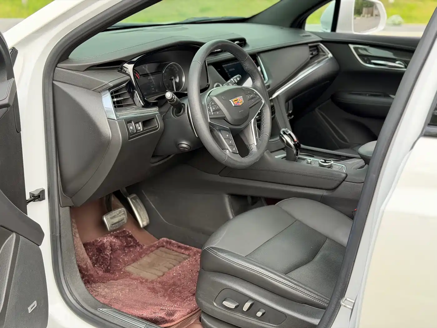 Cadillac XT5 2024 2.0T AWD Luxury (Hummingbird Edition) фото 4