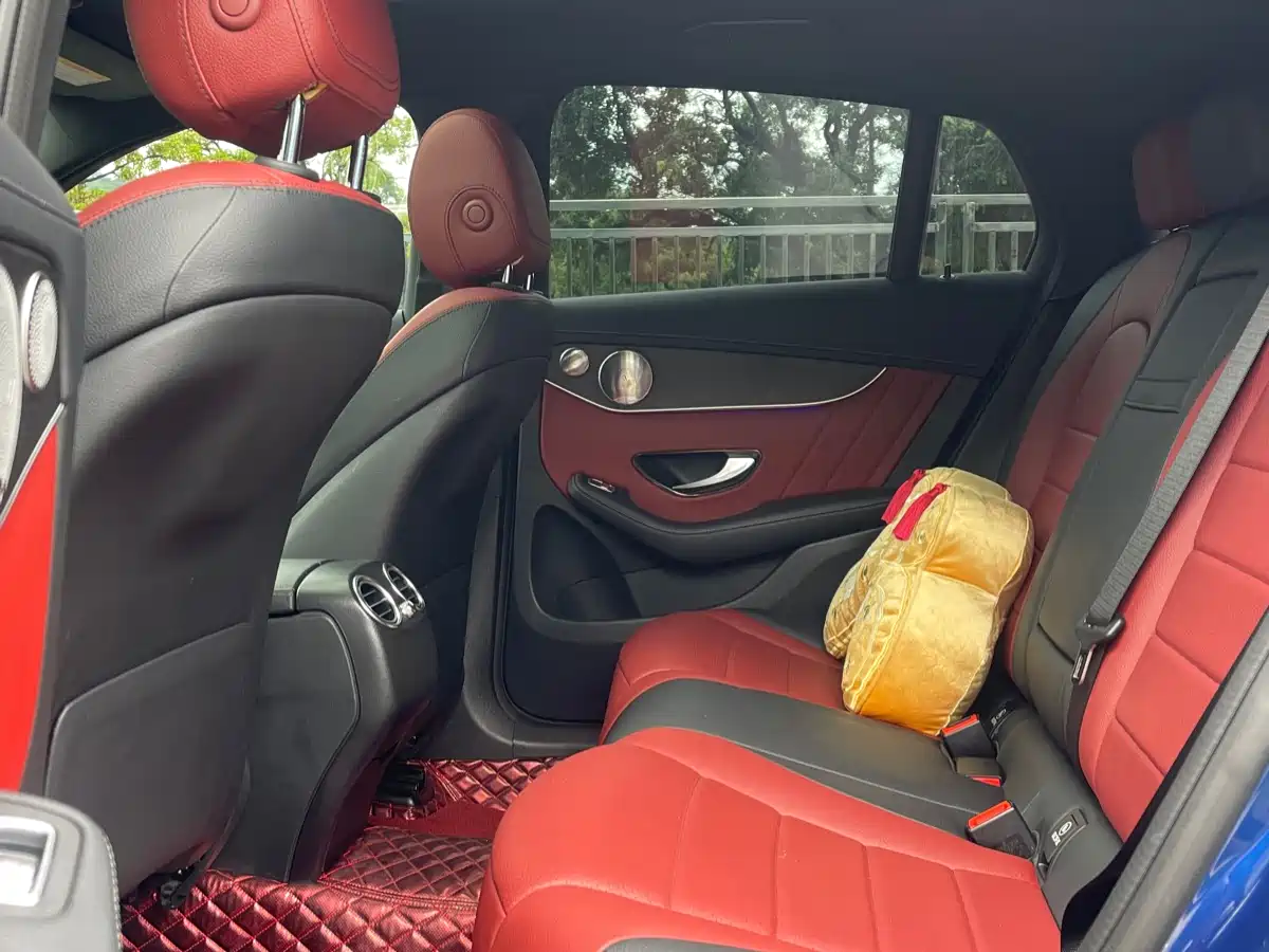 Mercedes-Benz GLC Coupe 2020 GLC 300 4MATIC Coupe SUV фото 34