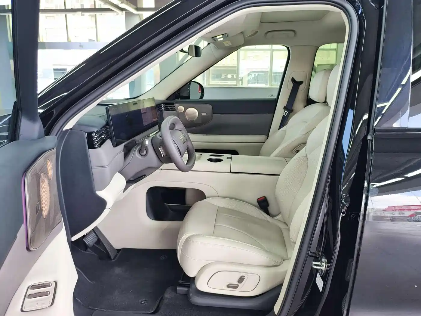 IM Motors IM LS8 2026 2026 Model Base Version 5-seater