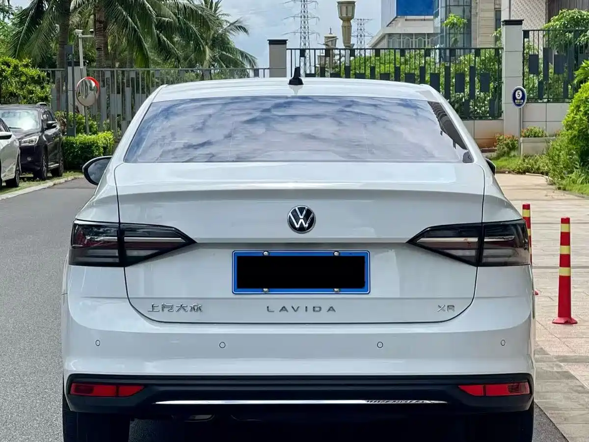 Volkswagen Lavida 2025 Model New Edge 1.5L New Leisure Edition фото 8