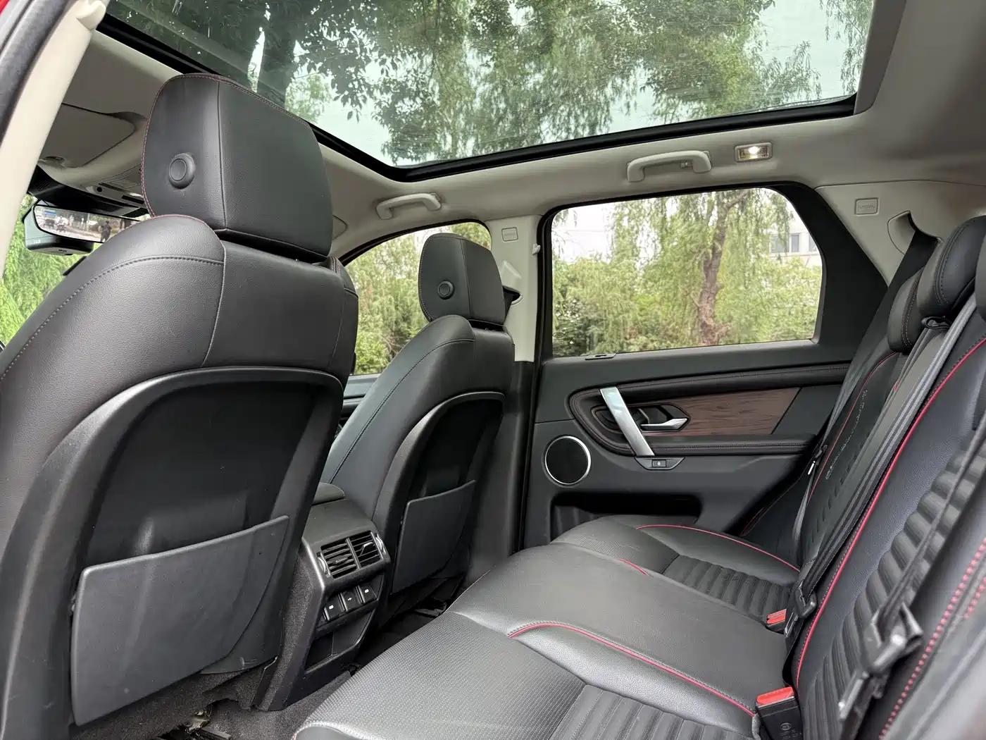Land Rover Discovery Sport 2020 249PS R-Dynamic Performance фото 13