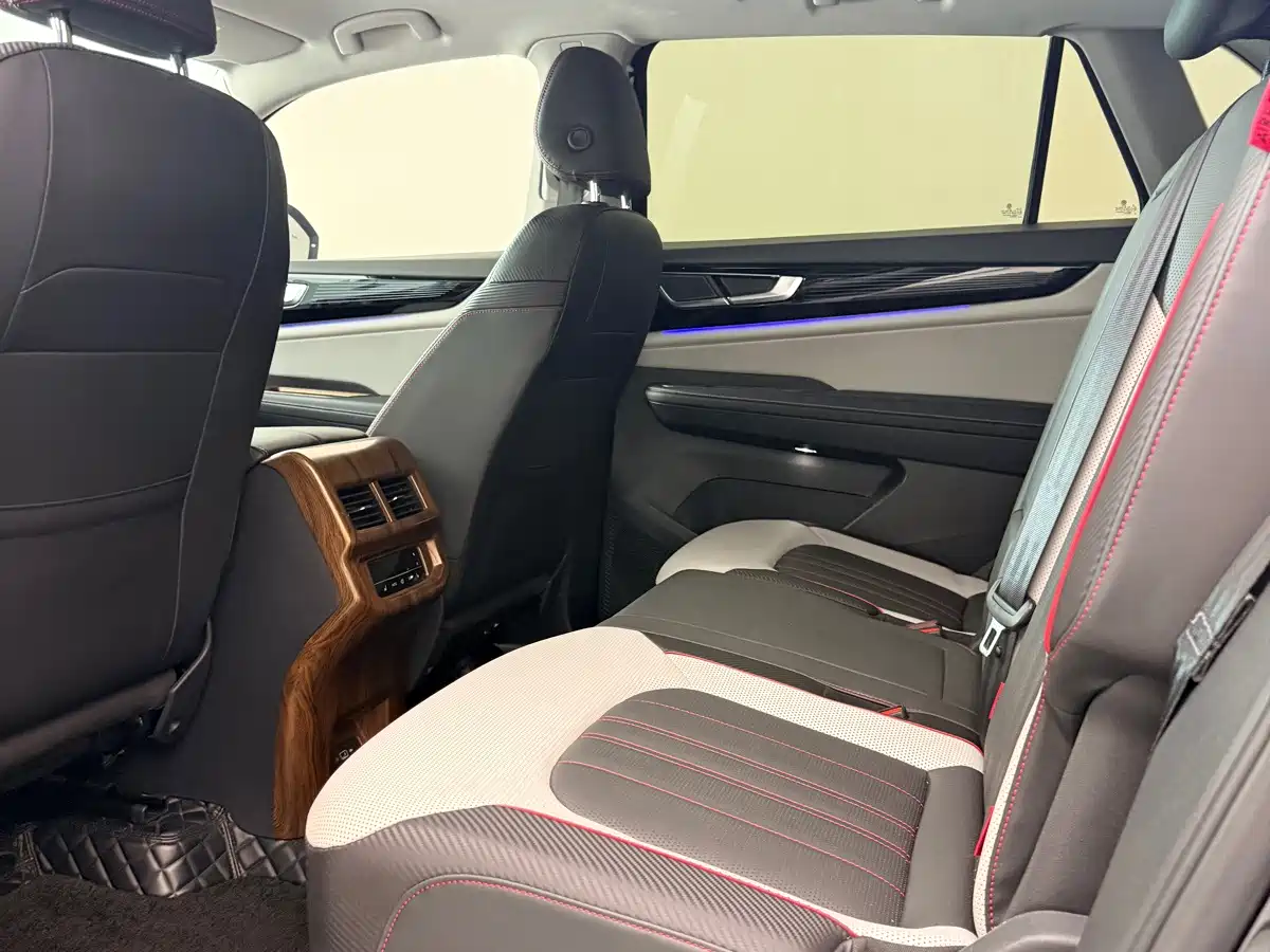 Фото 28 - Volkswagen Teramont