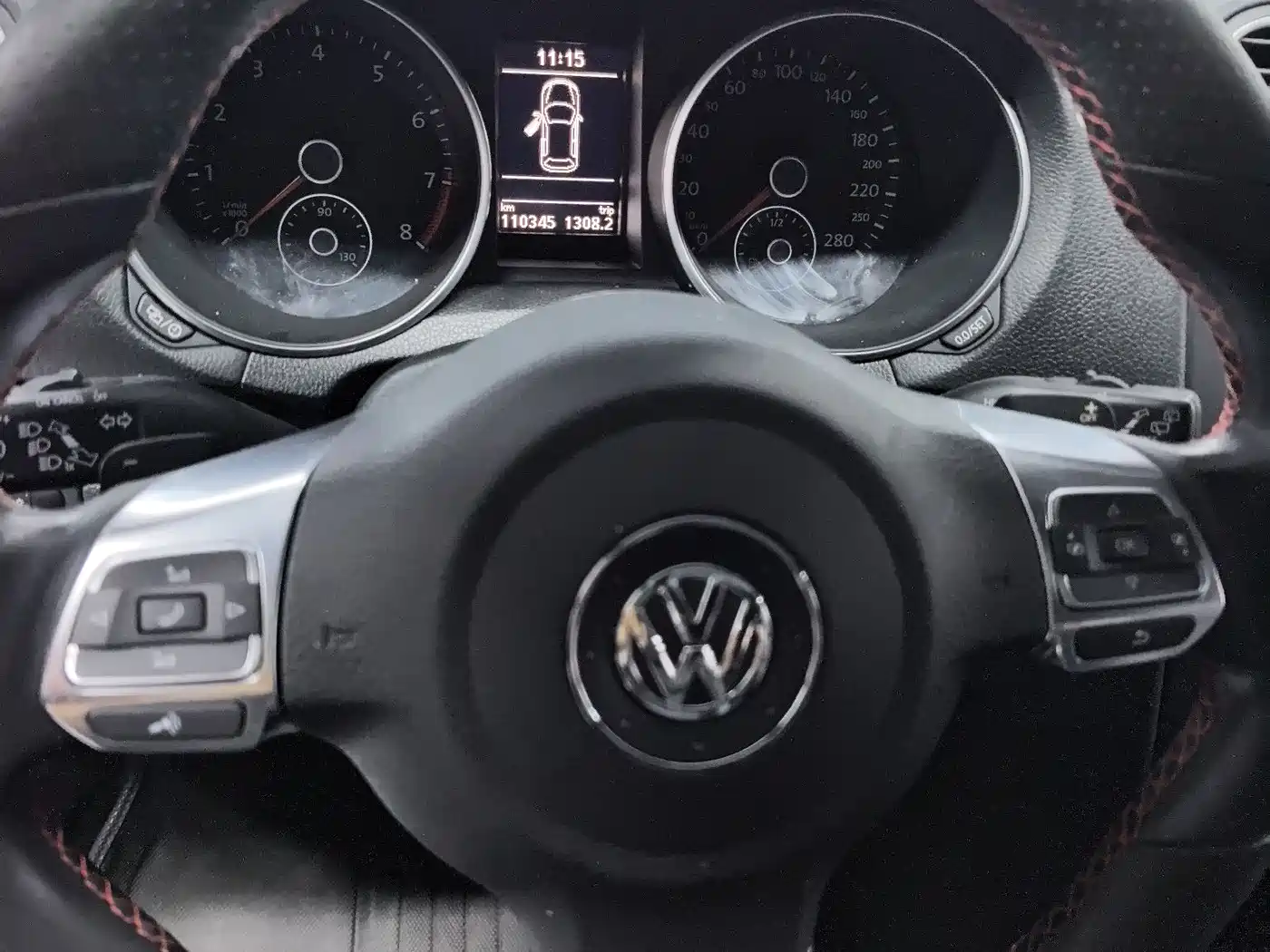 Volkswagen Golf GTI 2012 2.0TSI GTI фото 7