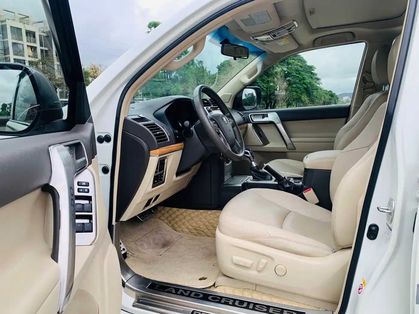 Toyota Prado 2018 3.5L Automatic TX-L NAVI Rear-mounted Spare Tire фото 7