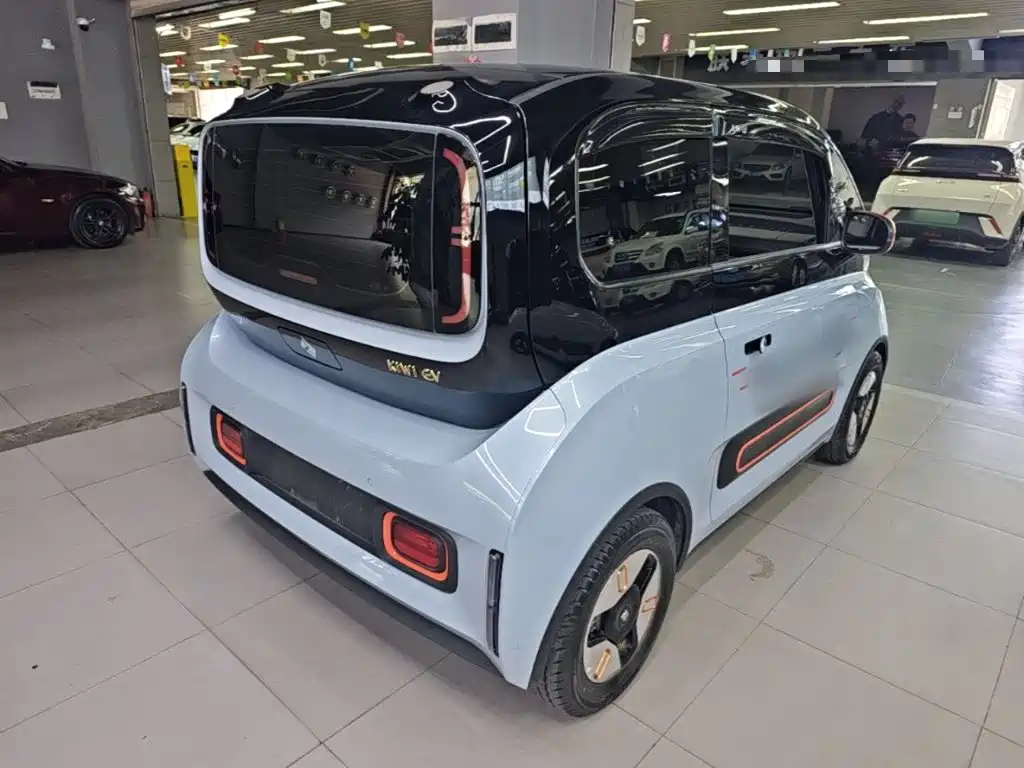Фото 7 - Baojun KiWi EV