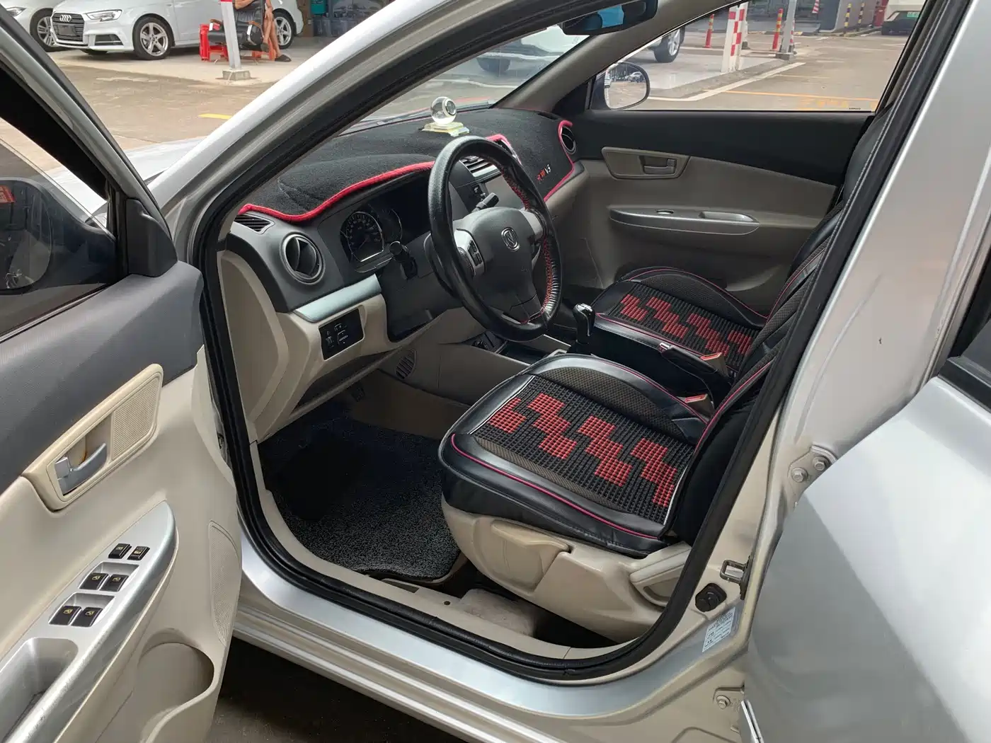 Changan Yuexiang V5 2013 2012 1.5L Manual Sport (China V)