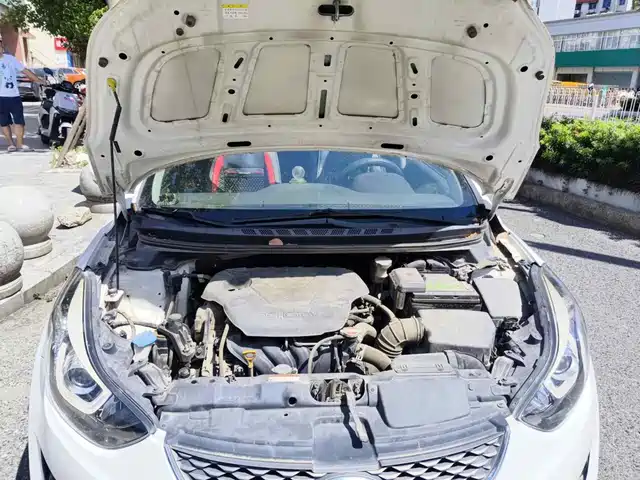 Hyundai Langdong 2016 1.6L Automatic Premium Edition — фото 3