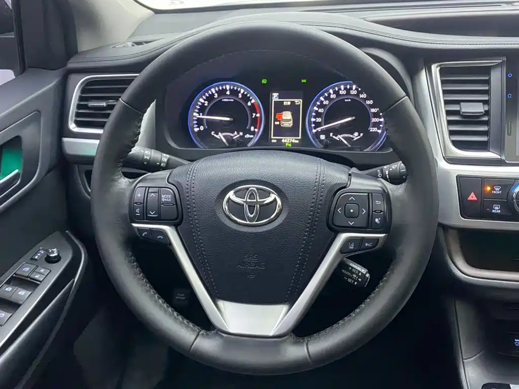 Toyota Highlander 2021 2.0T AWD Luxury 7-Seater фото 15