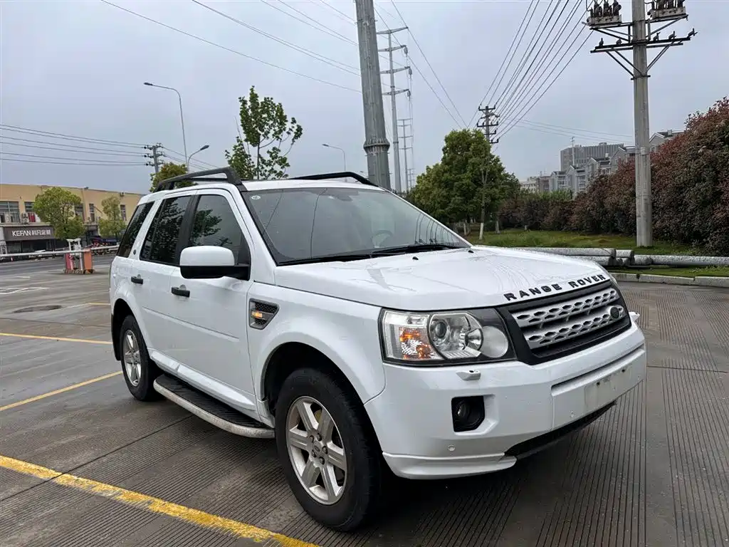 Land Rover Freelander 2 2011 3.2L i6 SE Petrol фото 22
