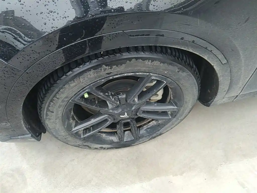 Voyah Auto VOYAH FREE 2024 Ultra Long Range Intelligent Driving Edition фото 23