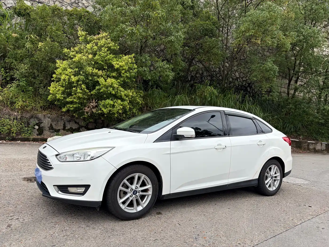 Photo 1 - Ford Focus