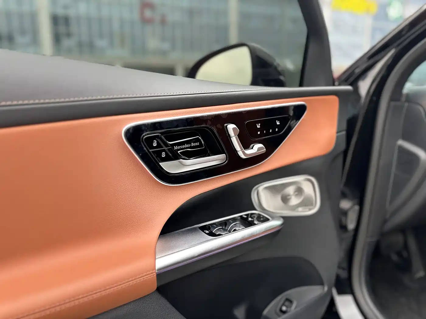 Mercedes-Benz GLC 2025 GLC 300 L 4MATIC Dynamic 5-seater фото 8
