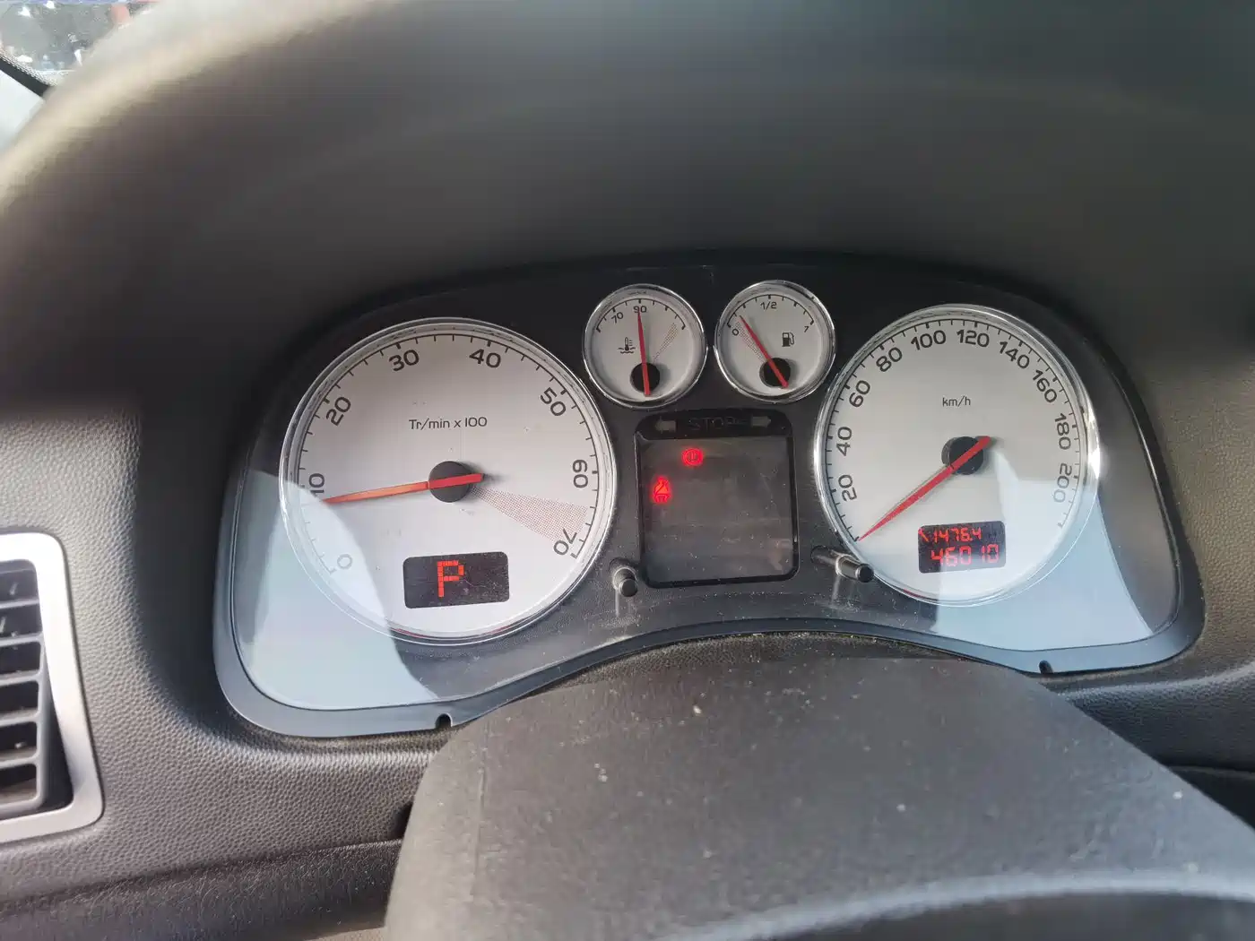 Peugeot 307 2013 Hatchback 1.6L Automatic Comfort фото 20