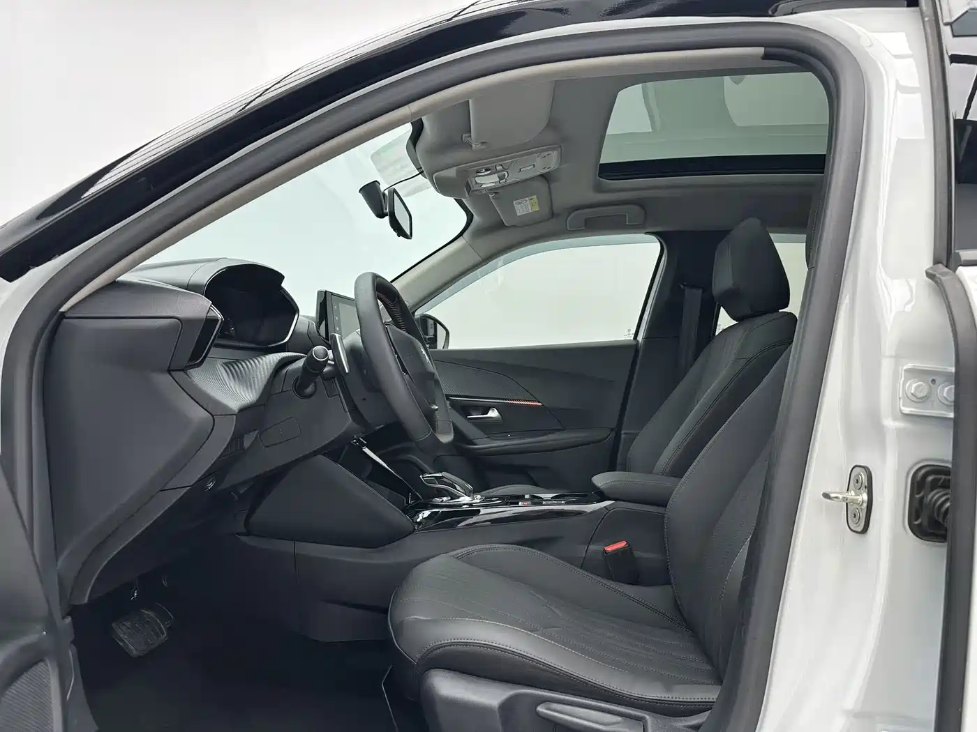 Peugeot 2008 2023 2022 230THP THE ONE