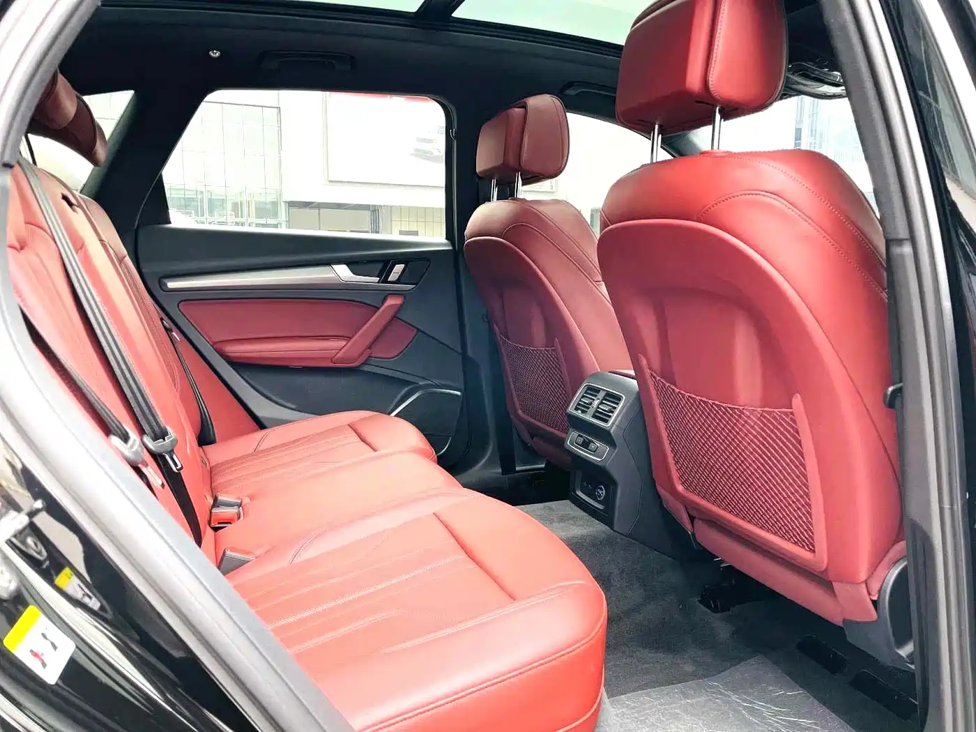 Audi Q5L 2024 Model 40 TFSI Luxury Dynamic фото 4