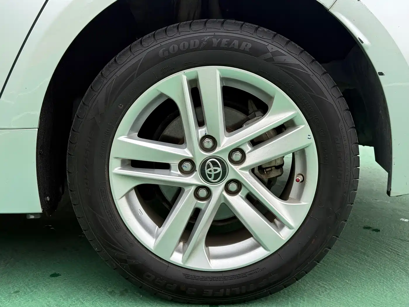 Toyota Levin 2021 185T CVT Luxury Edition фото 20