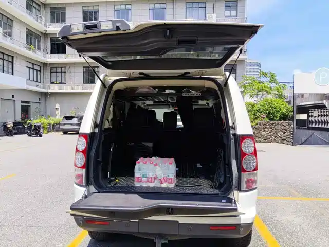 Land Rover Discovery 2011 3.0 SDV6 HSE Diesel — фото 5