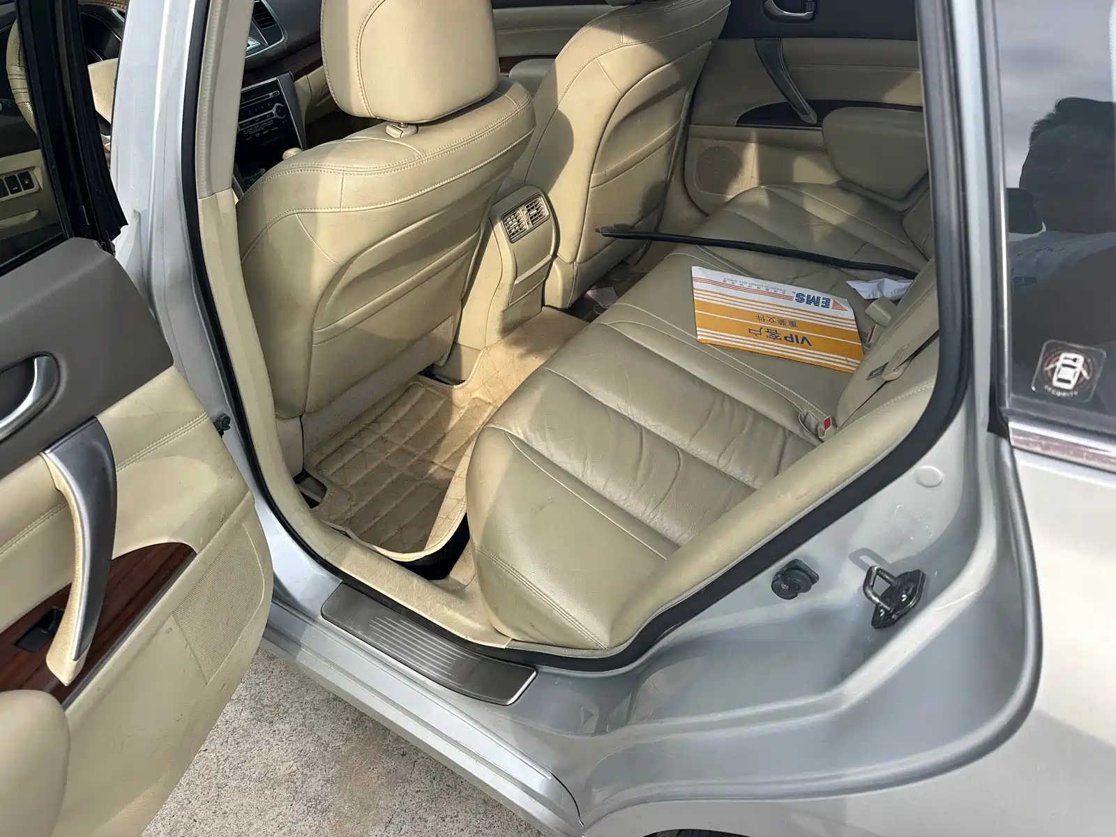 Photo 5 - Nissan Teana