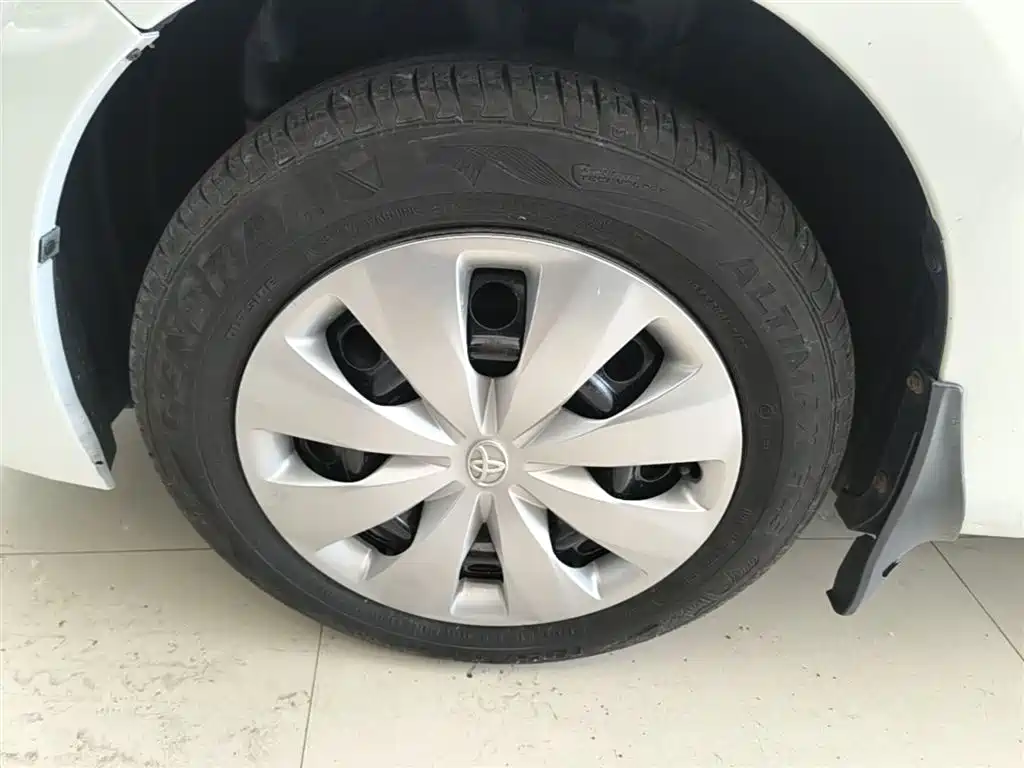 Toyota YARiS L Zhi Xuan 2015 1.5E Auto Charming Edition фото 23