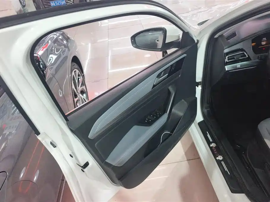 Volkswagen Lavida 2023 280TSI DSG Comfort Edition фото 7
