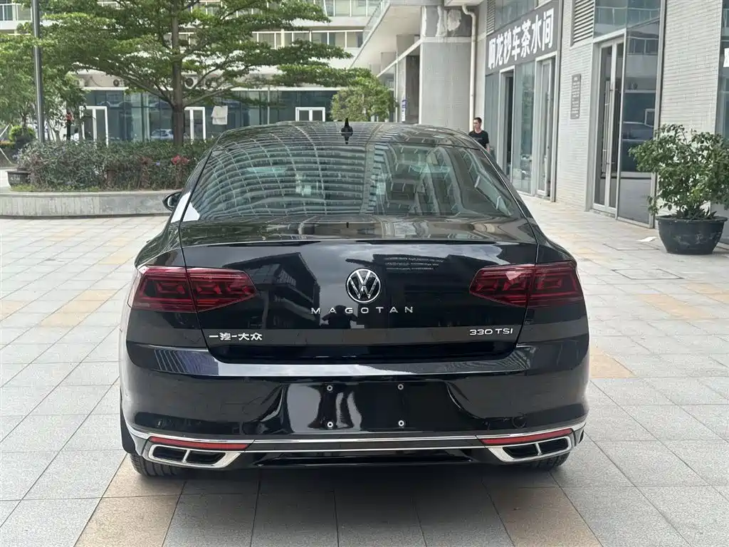 Volkswagen Magotan 2023 2 Million Units Anniversary Edition 330TSI DSG Leading Type фото 12