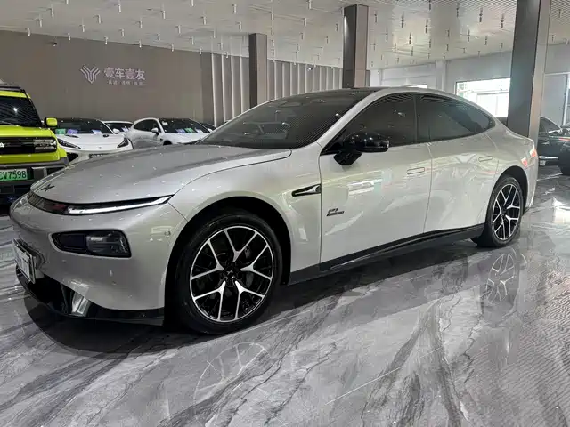 Xpeng P7 P7i 610 Max, Перформанс