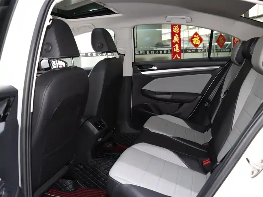 Volkswagen Bora 2023 200TSI DSG Smart Edition фото 11
