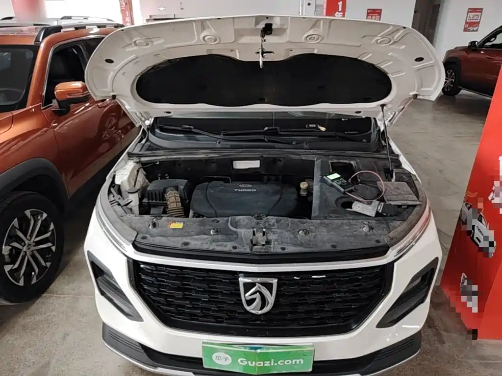 Baojun 530 2020 2020 1.5T CVT Luxury Connect 6-seater