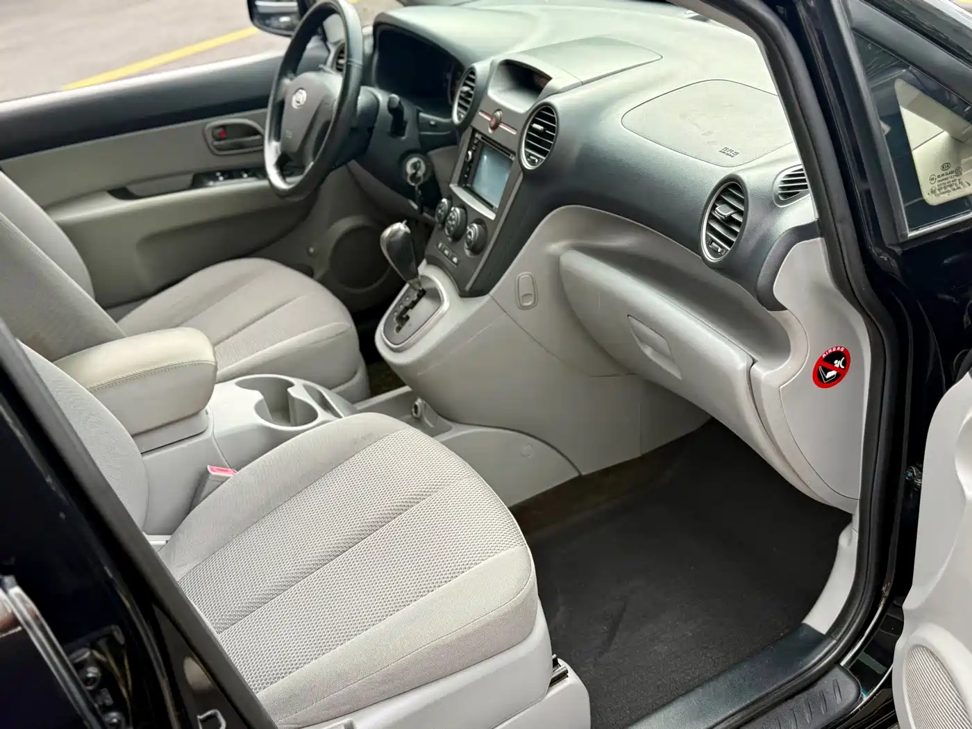 Kia Carens 2011 2.0L 7-Seater Automatic Luxury фото 15
