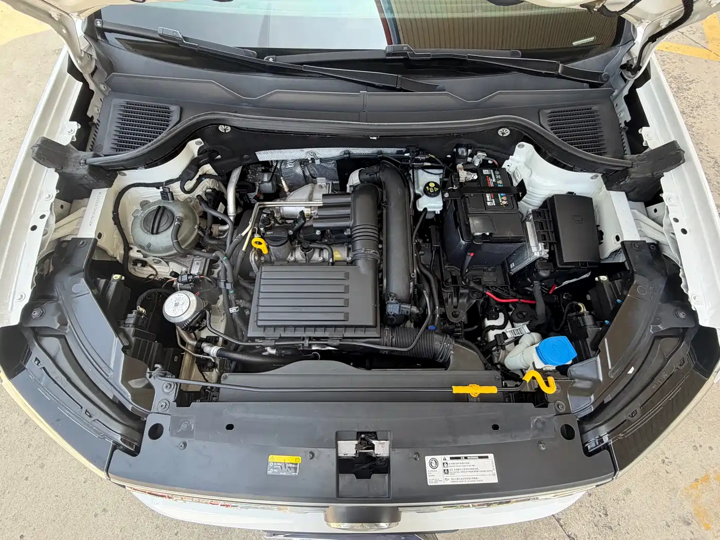 Volkswagen Tharu 2019 Model 280TSI 2WD Flagship Edition China VI фото 16