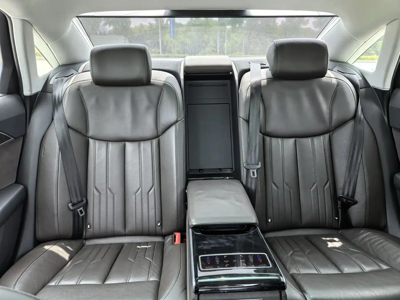 Audi A8 2018 A8L 55 TFSI quattro Launch Elite фото 14
