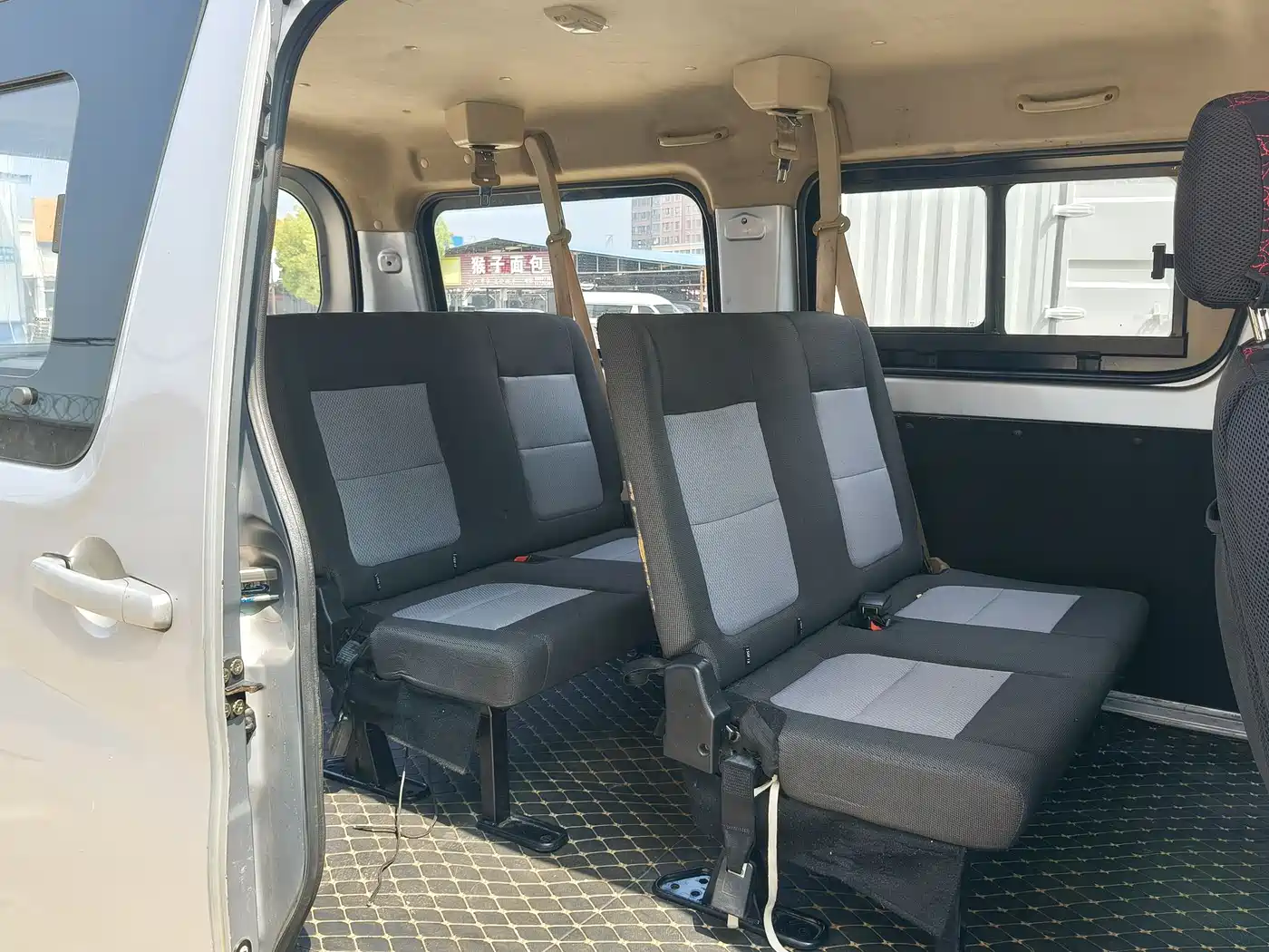 Changan Kaicheng Changan Ruixing M70 2021 2019 1.5L Comfort Version China VI 6-seater Flat Roof Tailgate DAM15KL